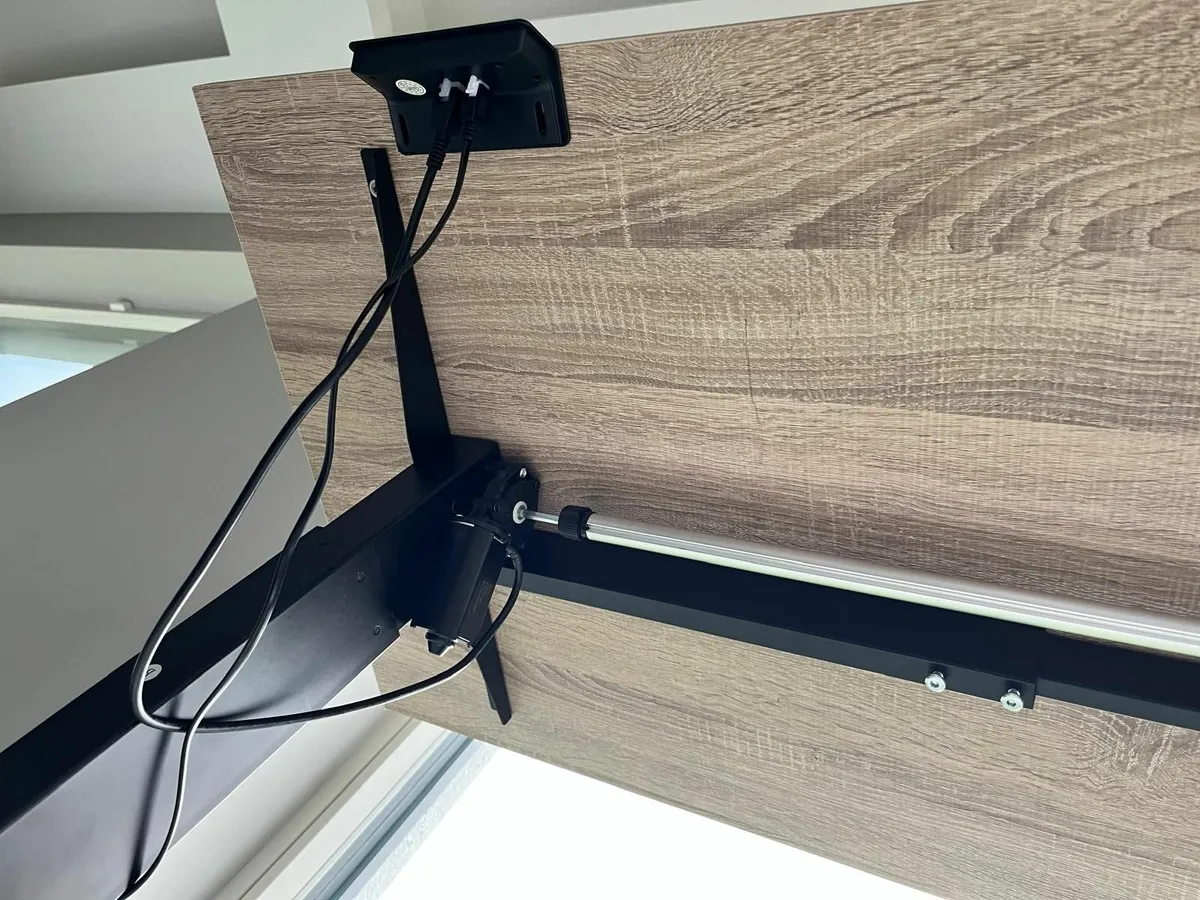 Electric Standing Desk – Adjustable Height 160cm f - Image 2