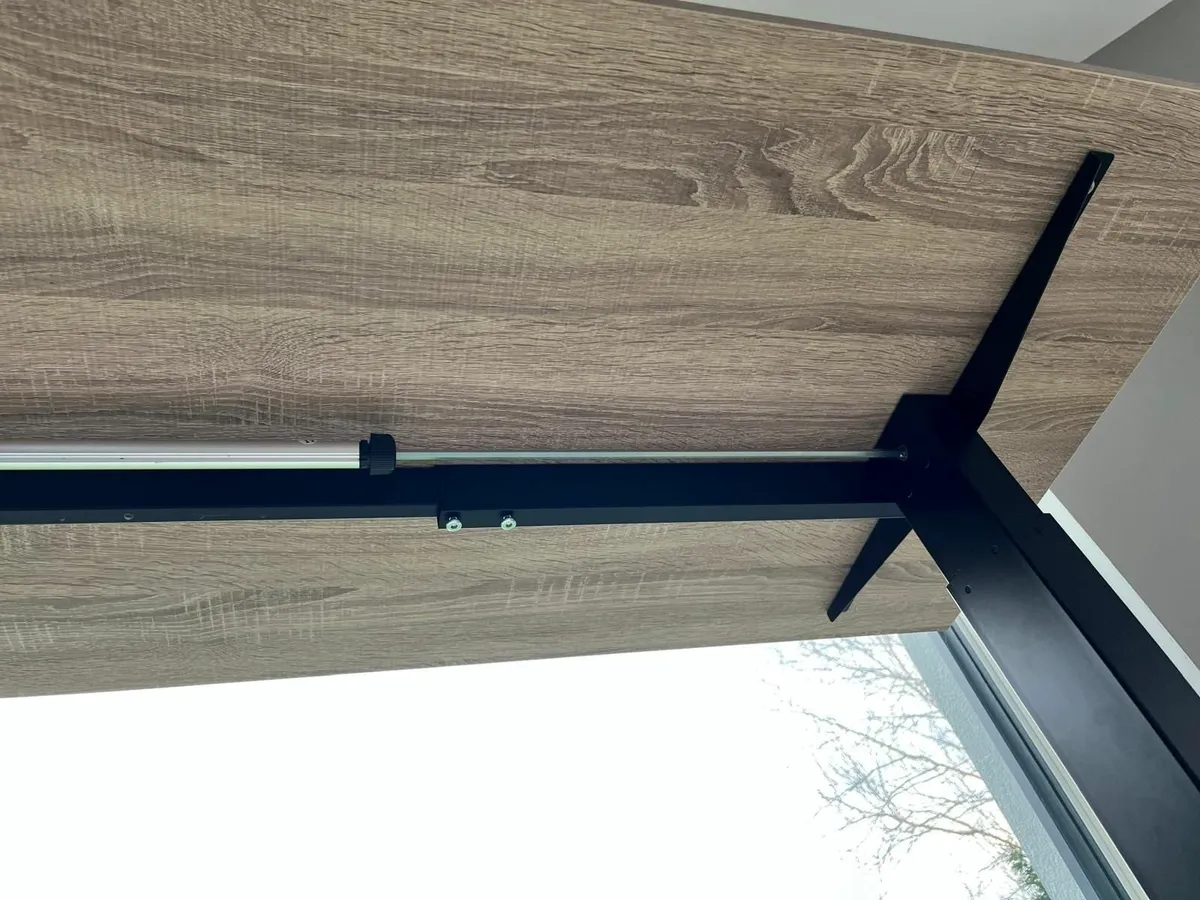 Electric Standing Desk – Adjustable Height 160cm f - Image 3