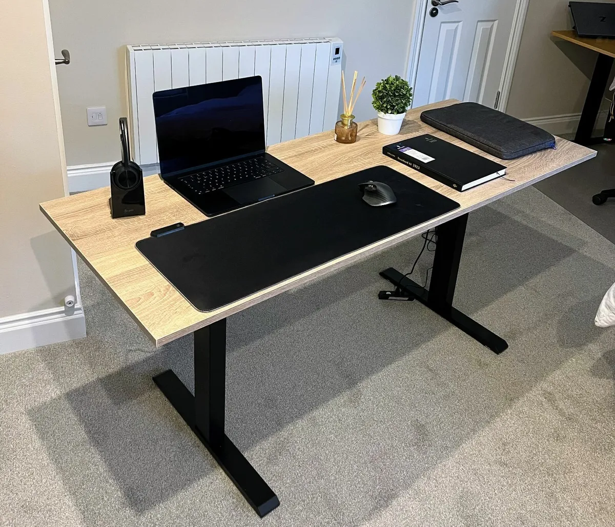 Electric Standing Desk – Adjustable Height 160cm f - Image 1