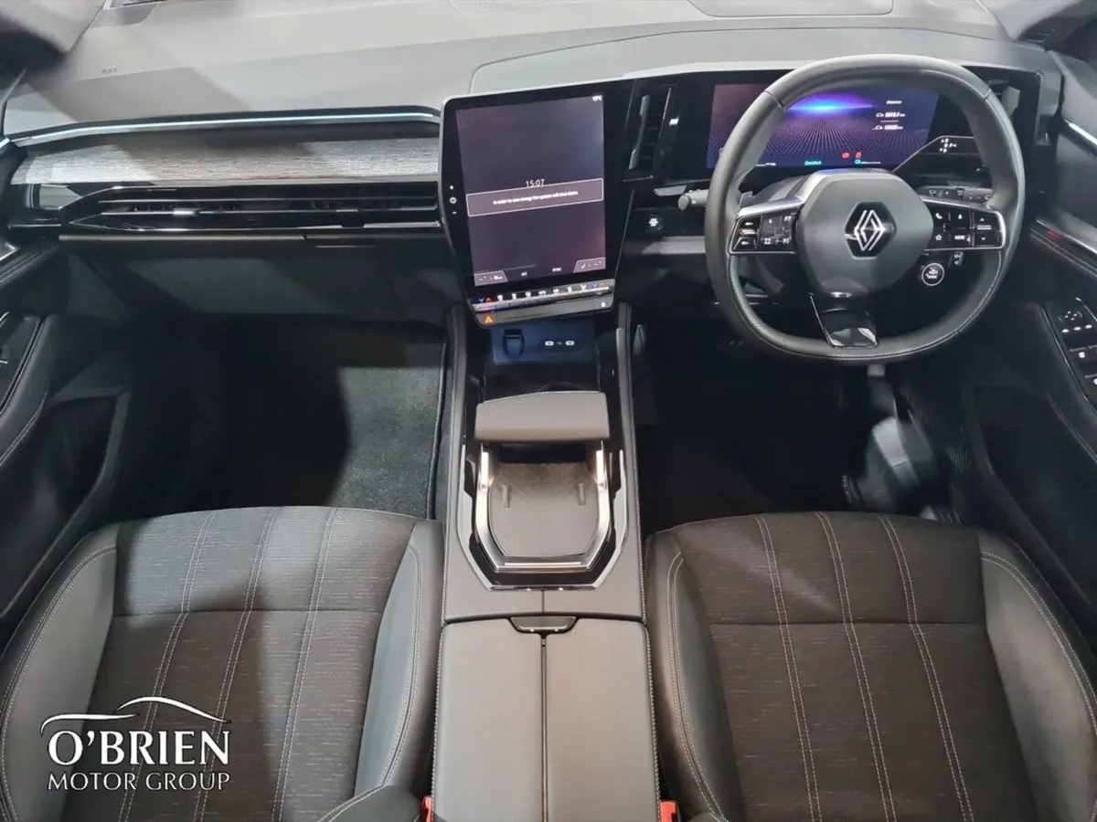 Renault Austral E-tech Hybrid 200 Techno - Image 2