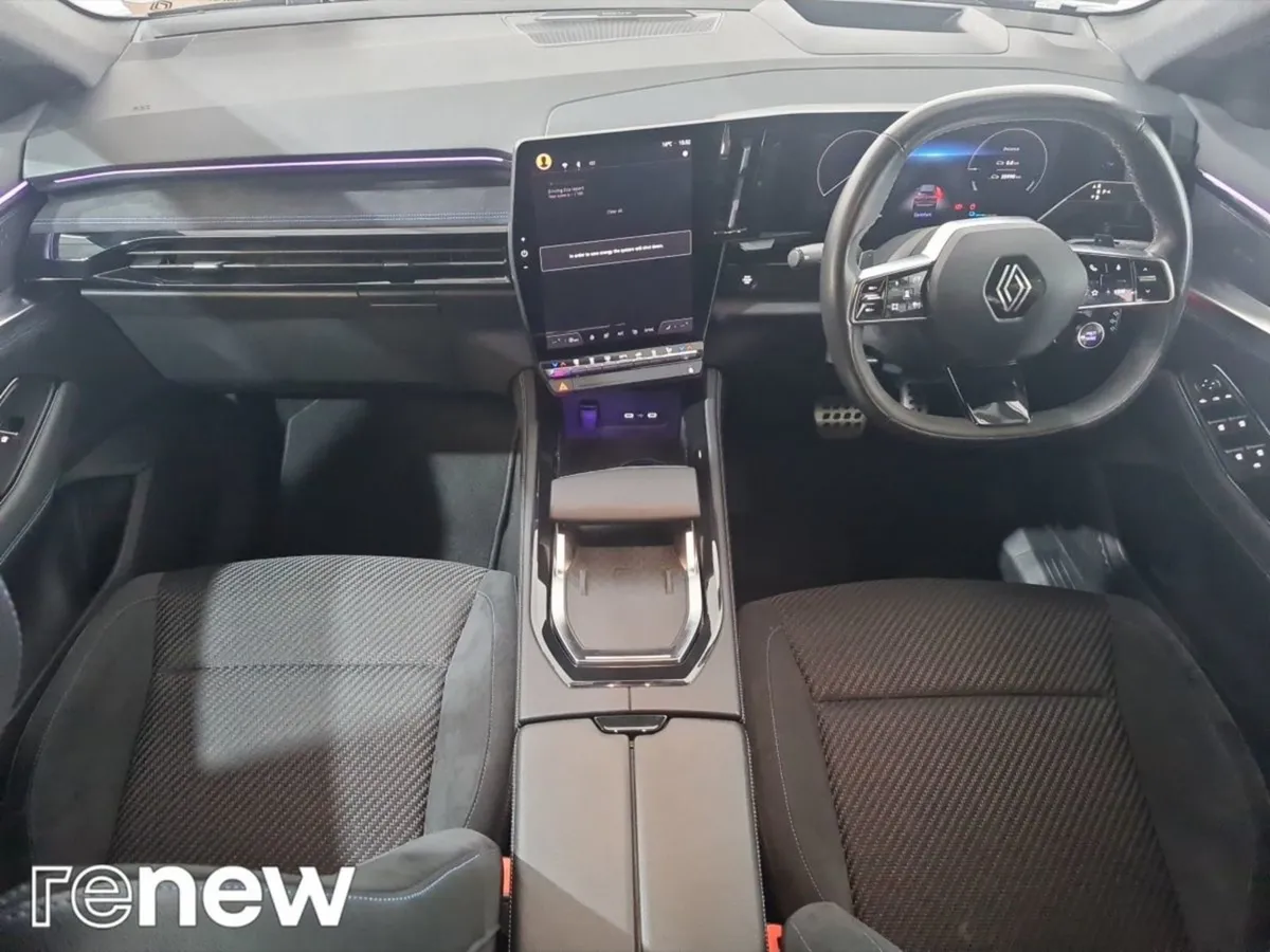 Renault Austral Iconic Esprit Alpine E-tech Hybrid - Image 2