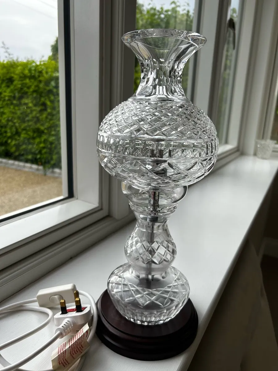 Tipperary Crystal Lamp - Image 2