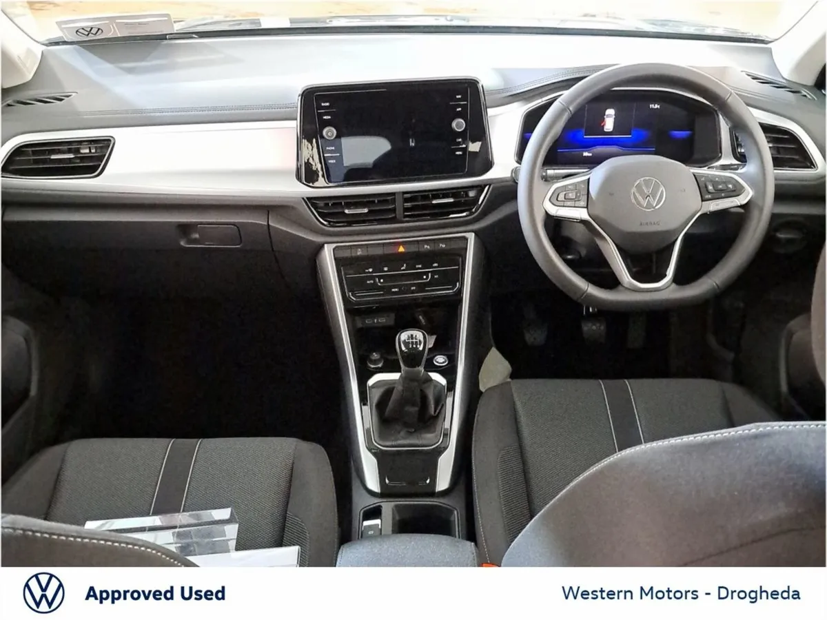 Volkswagen T-Roc ED 75 2.0l Diesel  brand New - Image 4