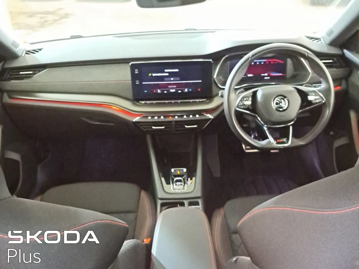 Skoda Octavia Octavia RS 2.0tdi 200HP DSG - Image 4