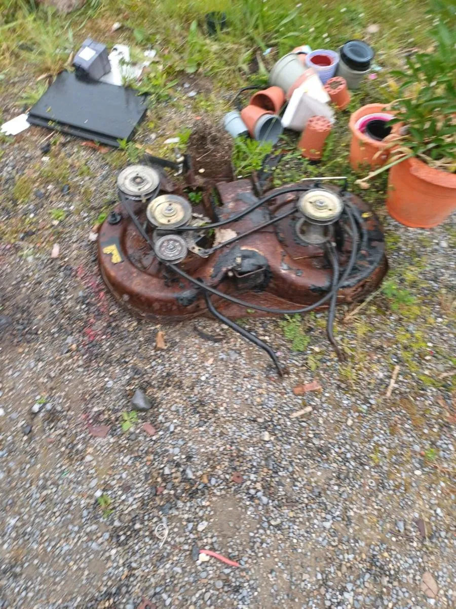 Mower.parts or repair - Image 2
