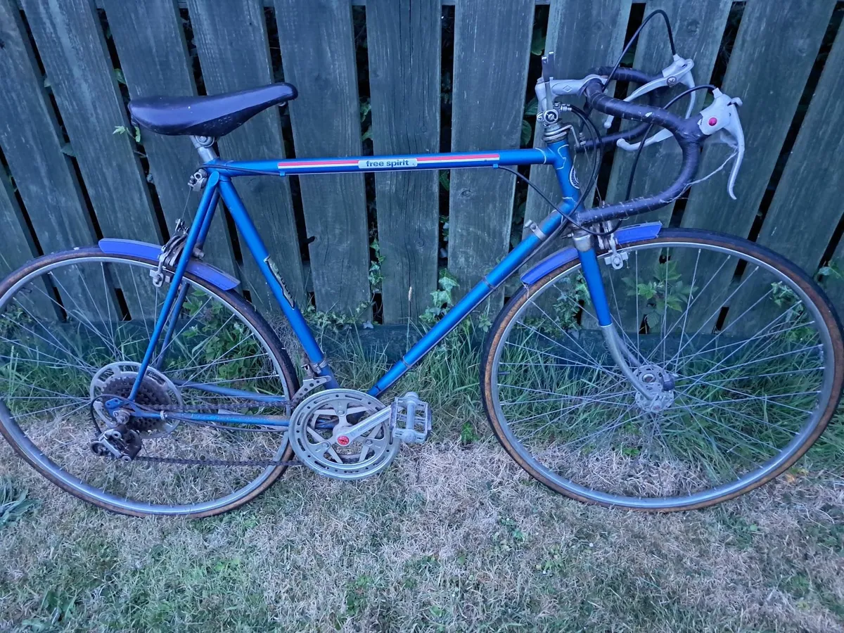 Classic road bike - Image 3