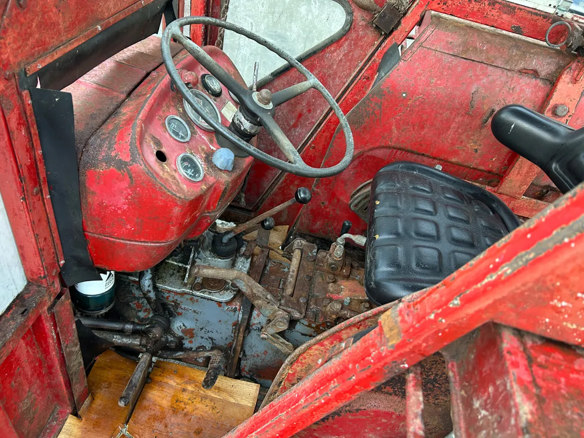 Massey Ferguson 135 - Image 4