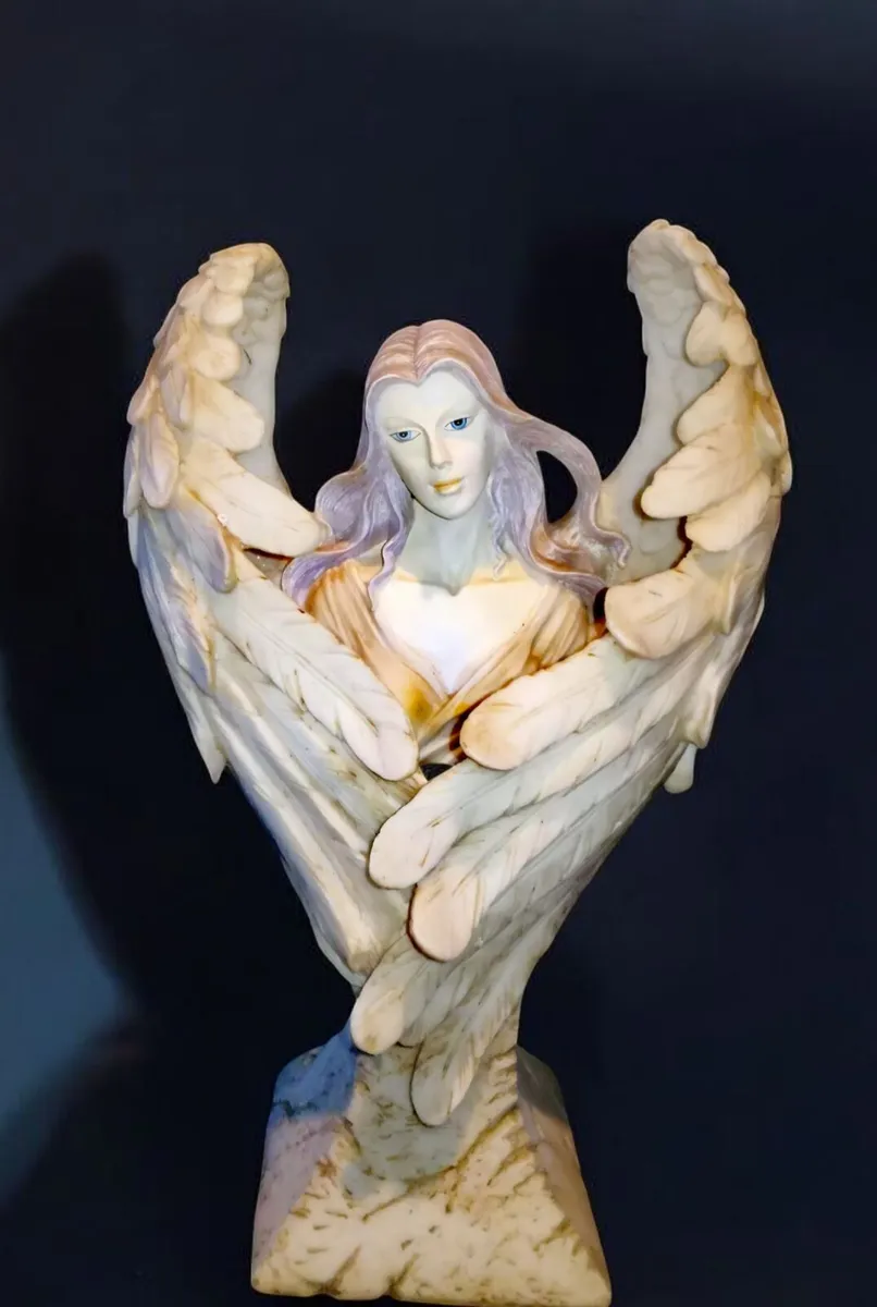 Angel wing Nemesis lamp - Image 1