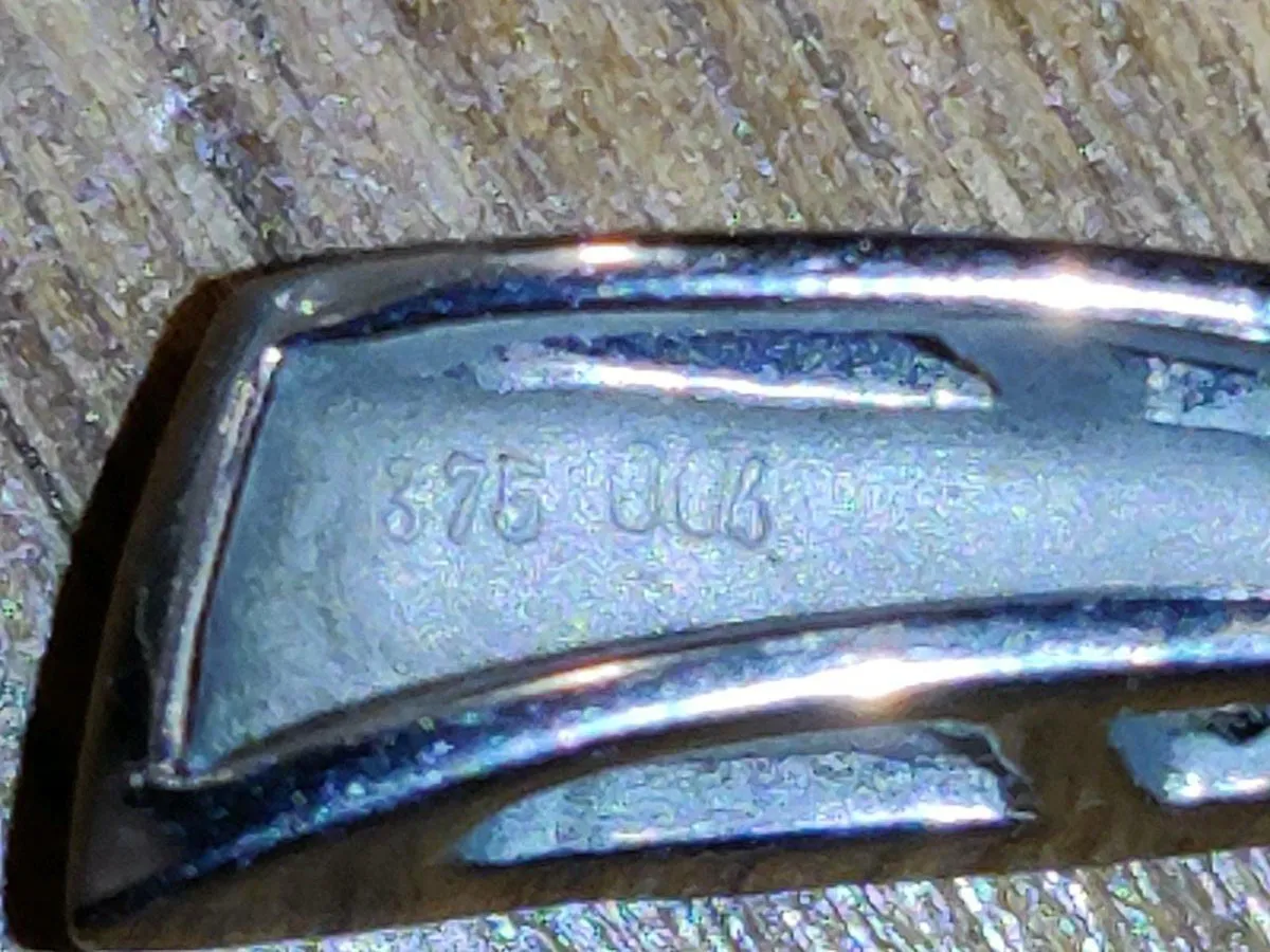 CHUNKY DIAMOND HORIZONTAL, 9CT White Gold Pendant - Image 4