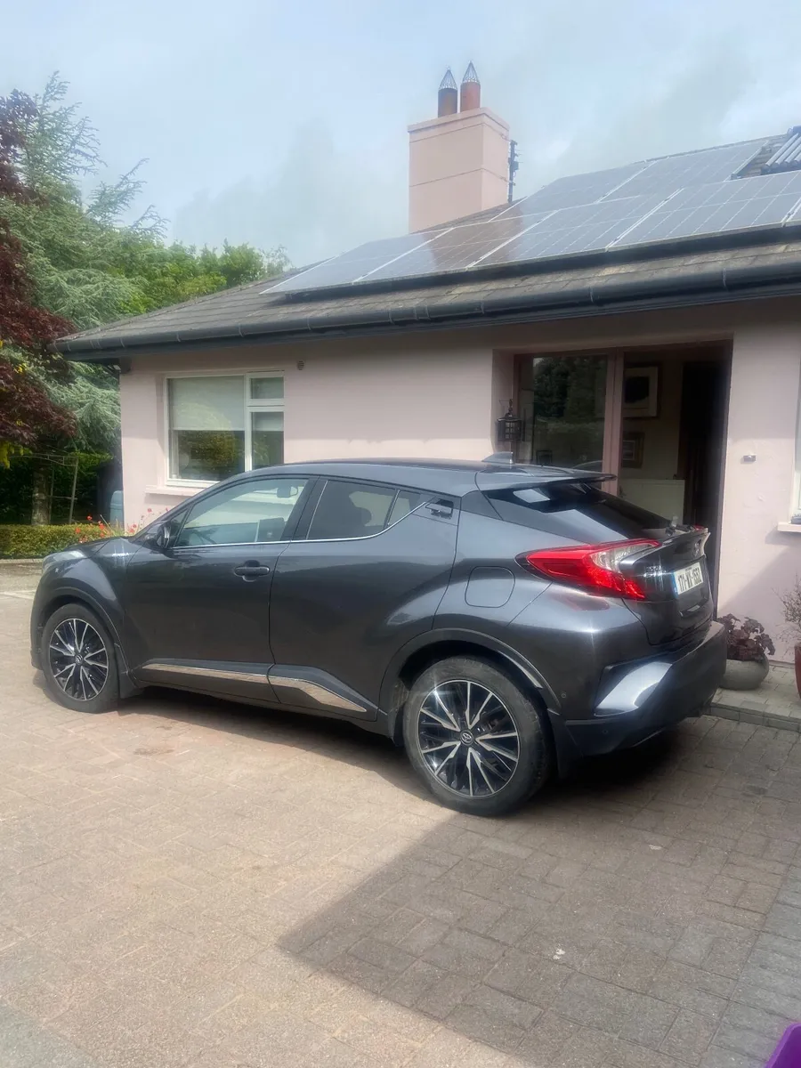 Toyota C-HR 2017 - Image 4