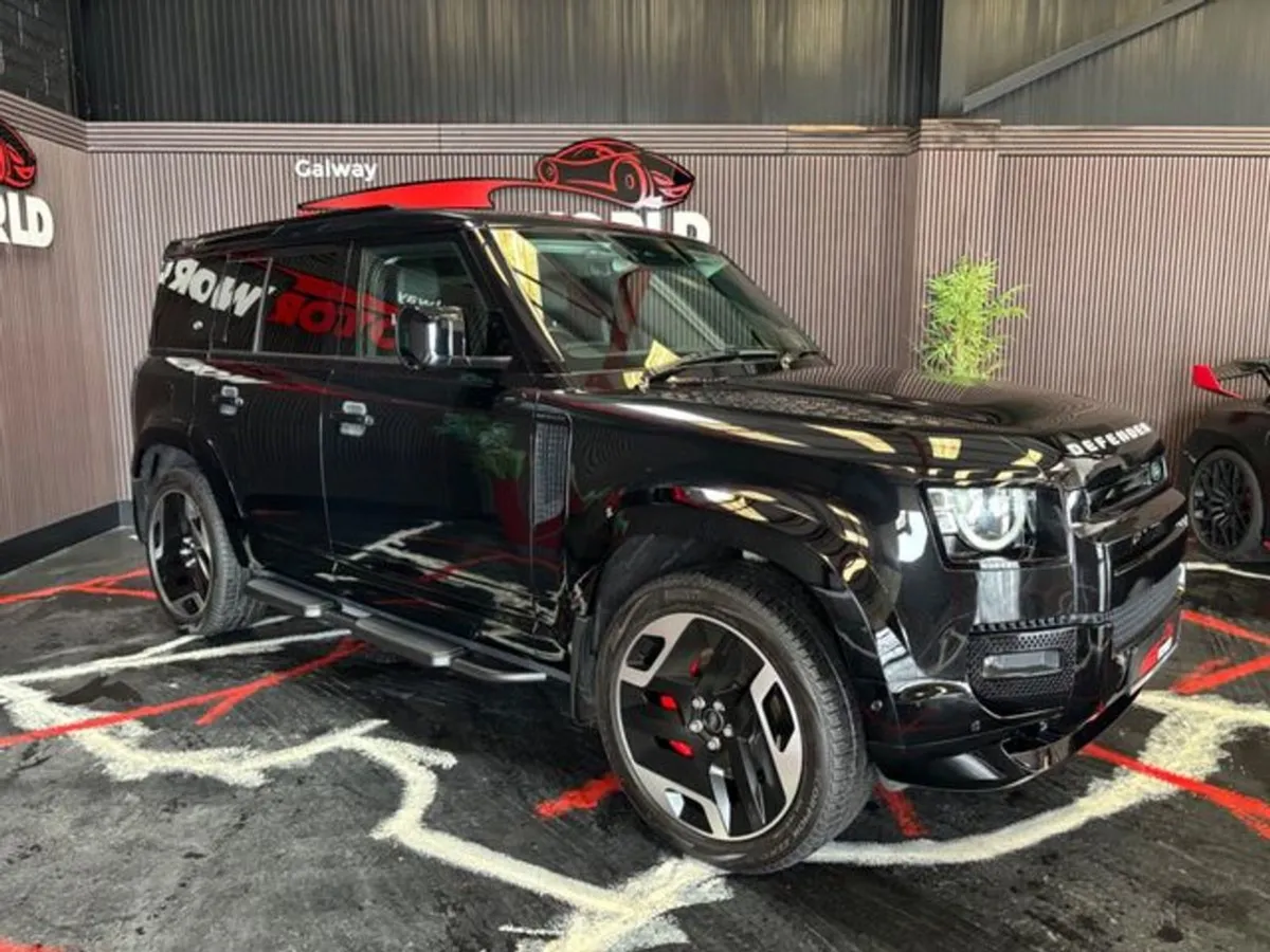 Land Rover Defender XS Edition High Spec - Image 1