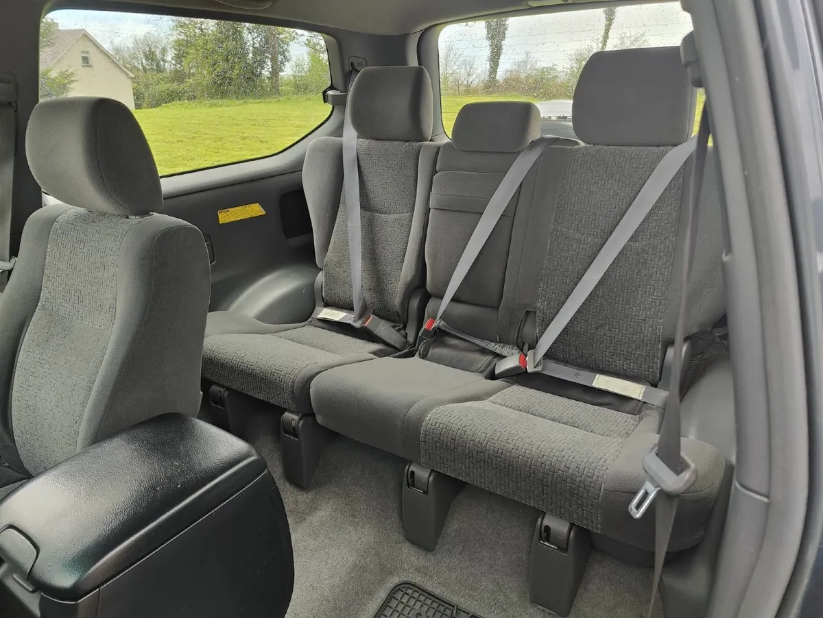 Toyota Land Cruiser - Image 2