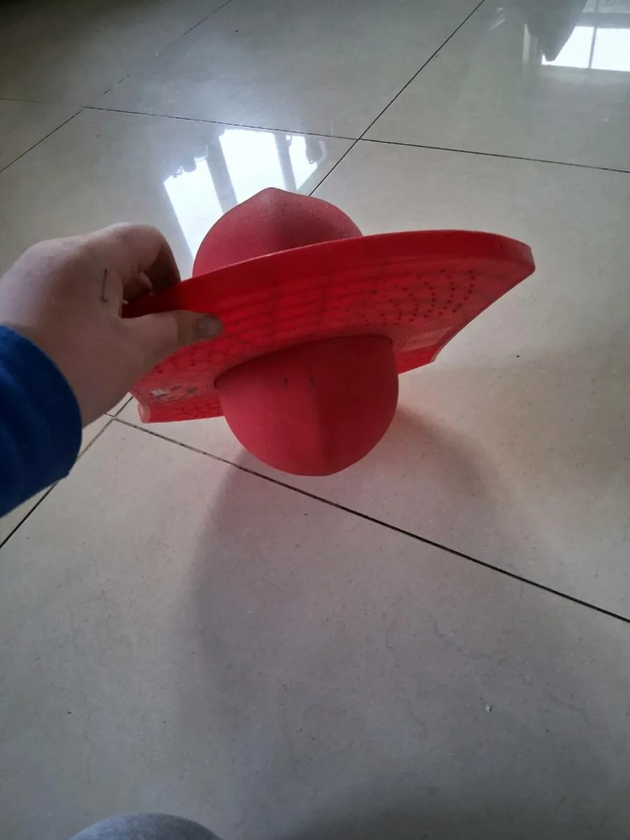 Jumping toy - Image 1