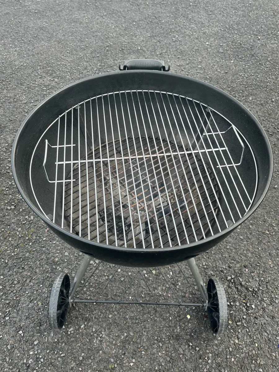 Weber Kettle BBQ - Image 3