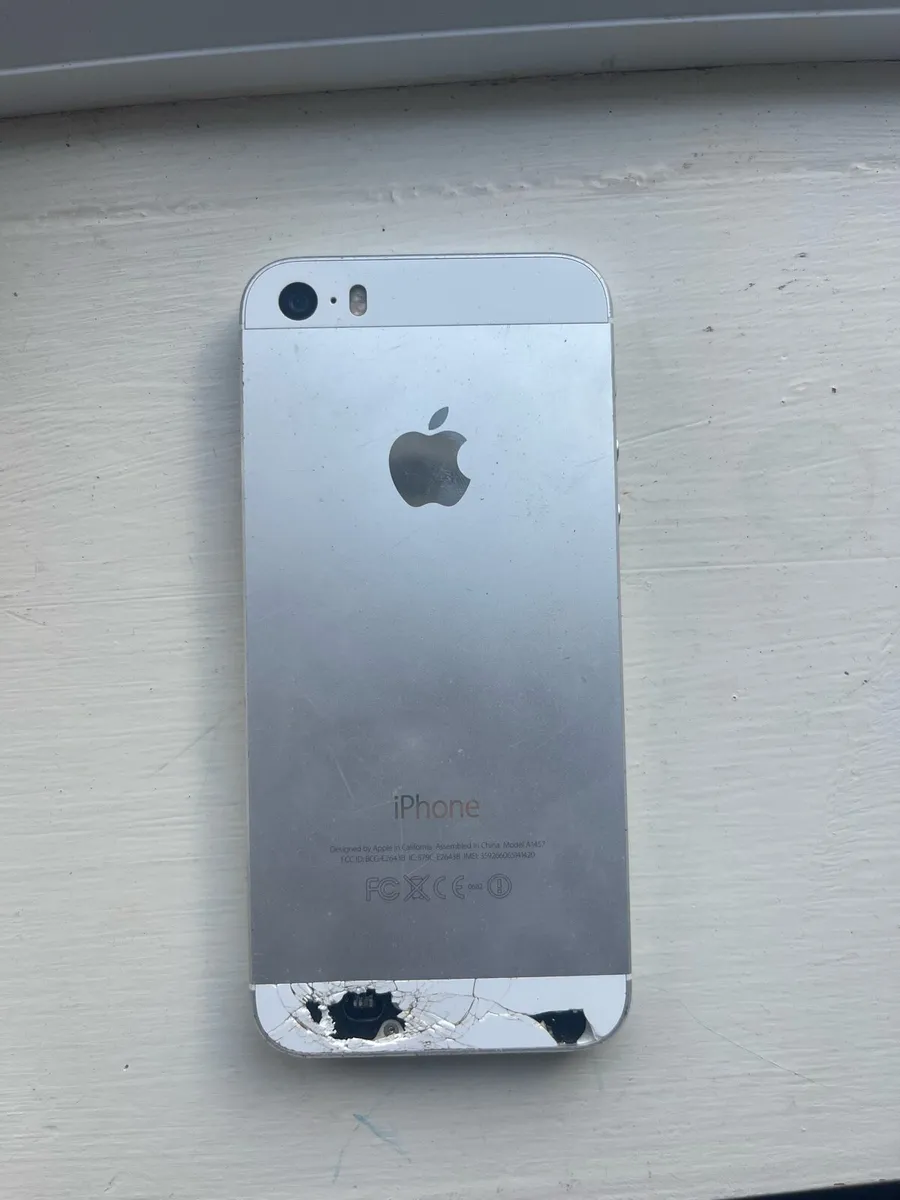 iPhone 5s - Image 2