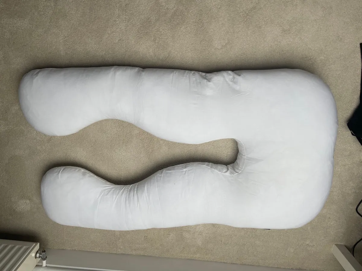 Clevamama Body & Bump Maternity Pillow - Image 4