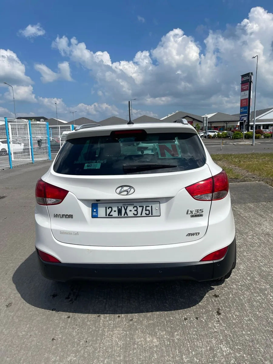 Automatic Hyundai Ix 35 - Image 2