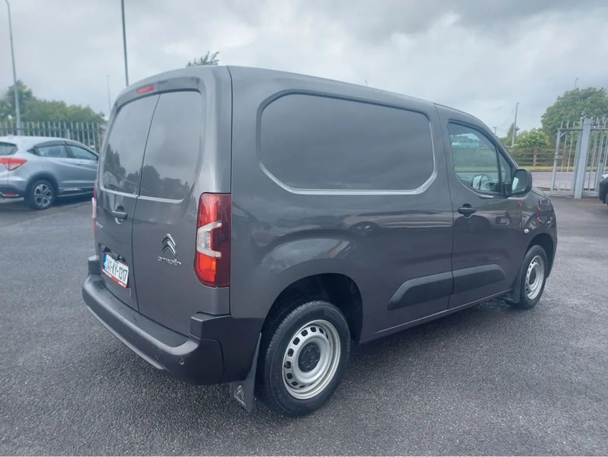 Citroen Berlingo Enterprise Bluehdi 10 - Image 2
