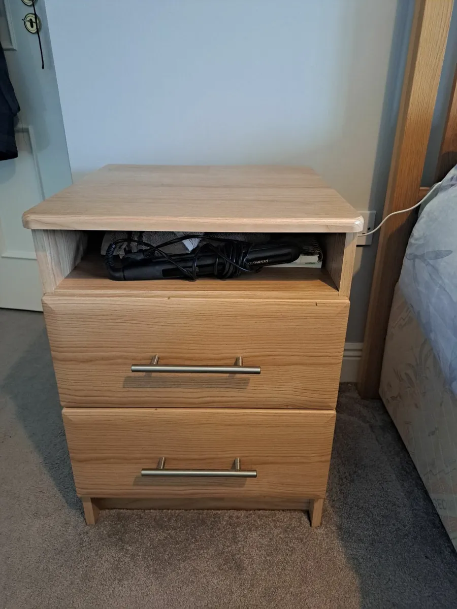 Bed ,headboard, lockers - Image 4
