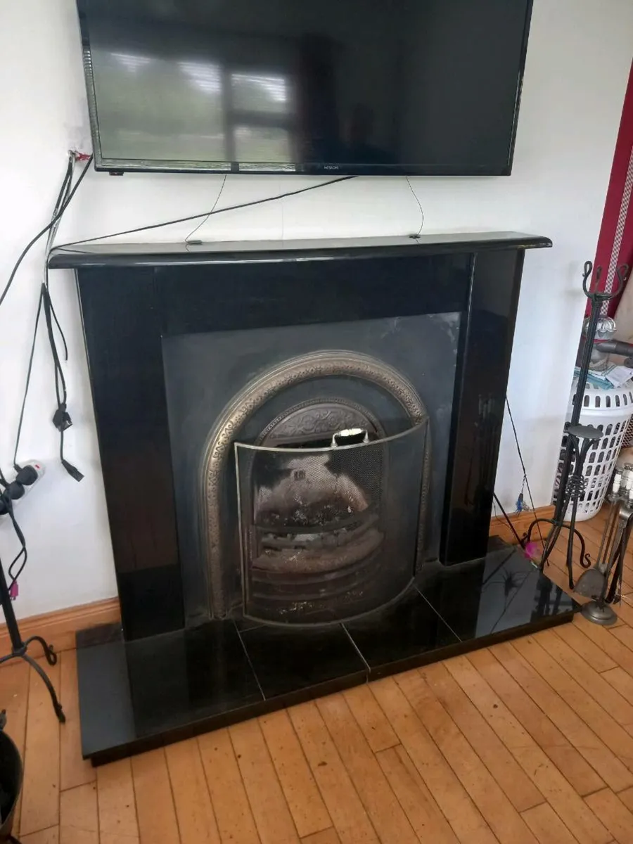 House clearance - Image 1