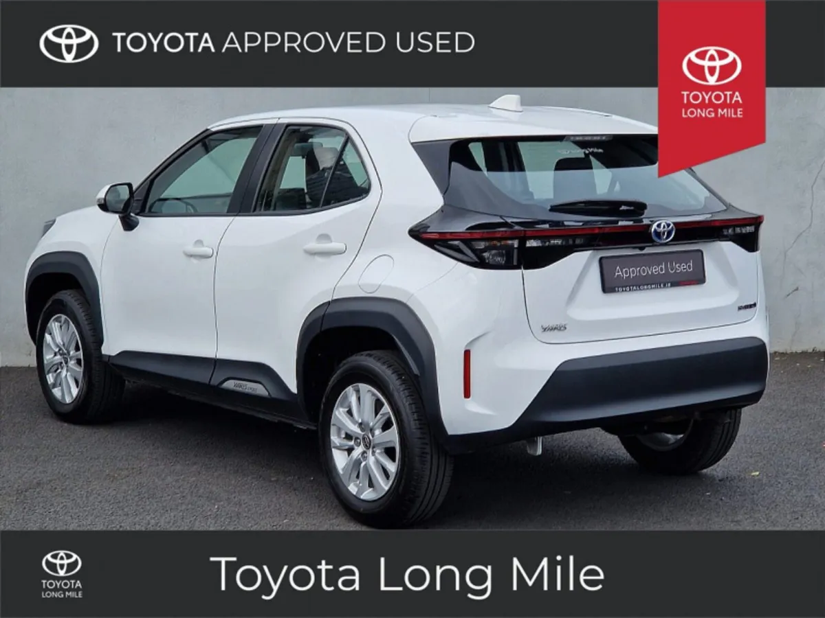 Toyota Yaris Cross 1.5 Hybrid Luna 5dr - Image 3