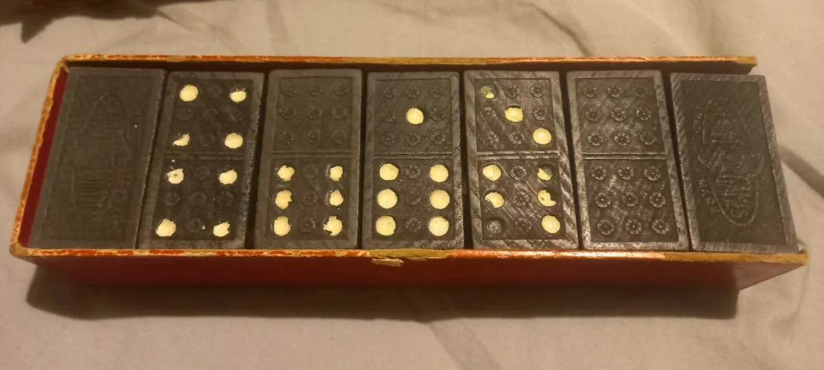 Vintage 1950's Domino's Set in original box - Image 2