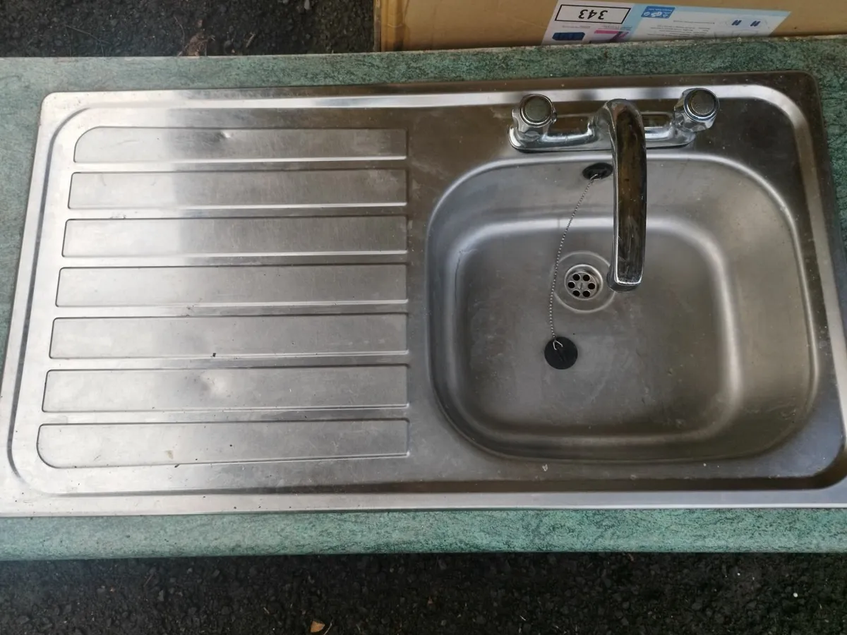 Kitchen sink - Image 2