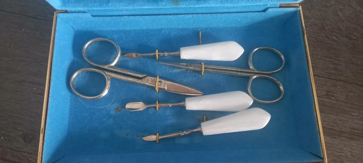 Vintage German Made Manicure Set in original case - Image 3