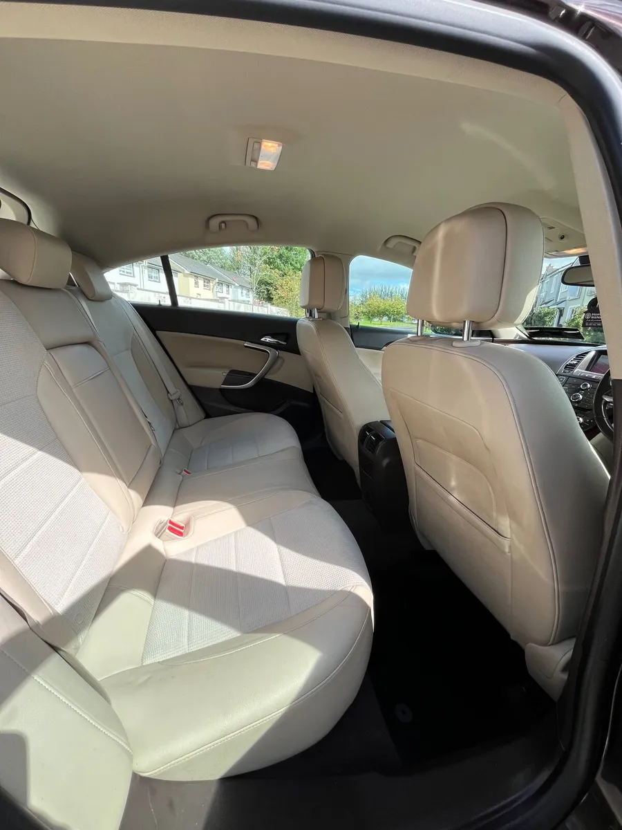Opel Insignia 2013 - Image 2