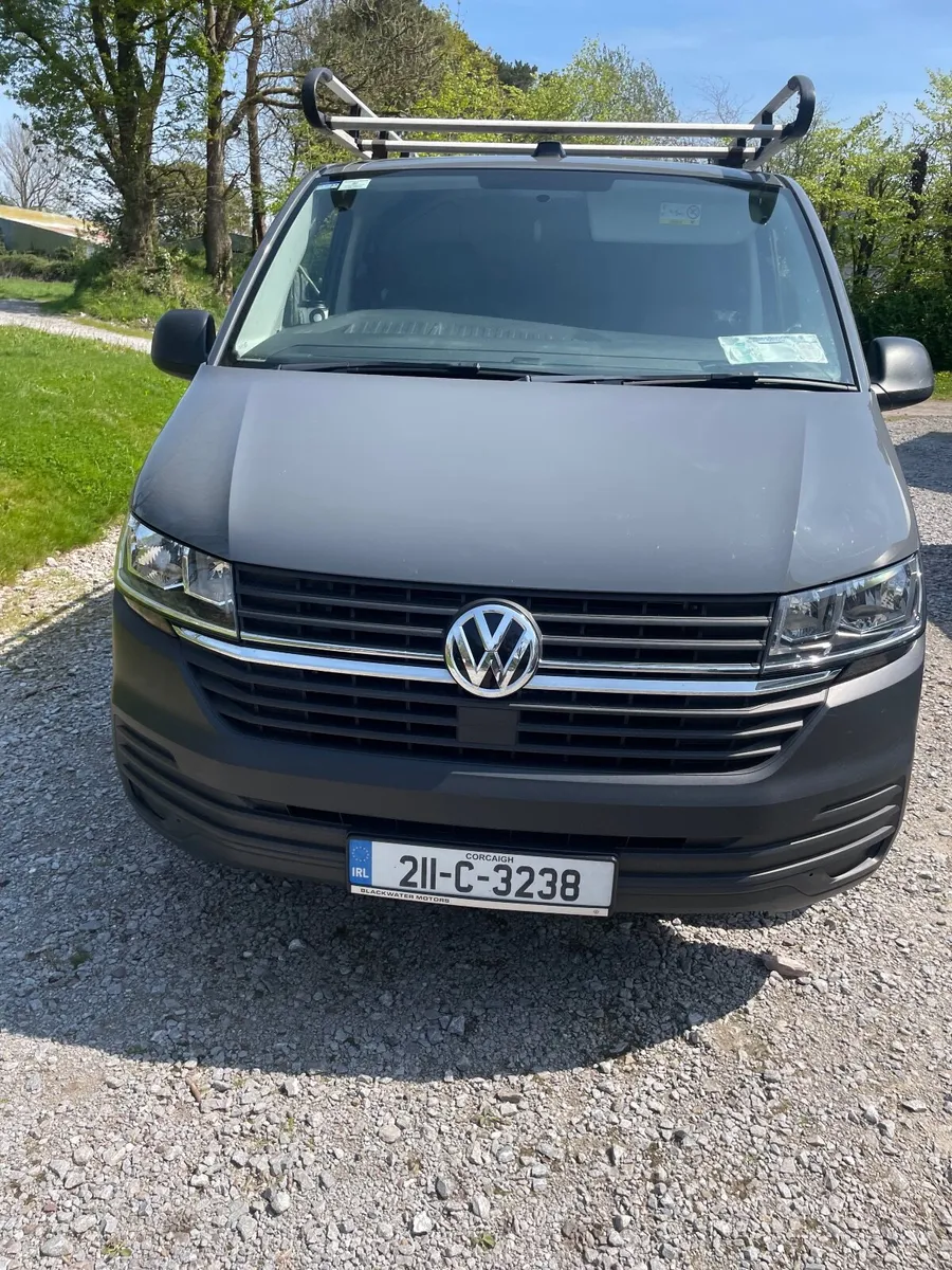 Volkswagen Transporter 2021 - Image 1