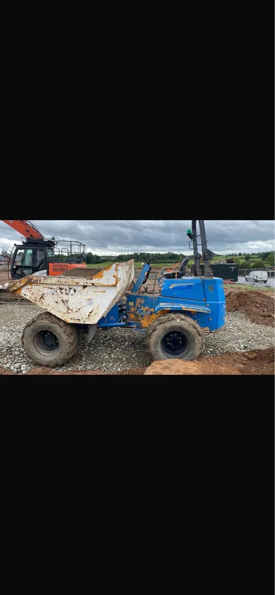 Thwaites 9 ton - Image 1