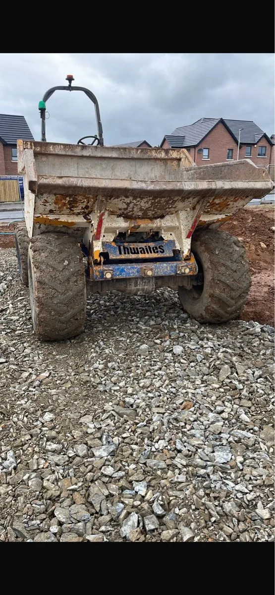 Thwaites 9 ton - Image 3