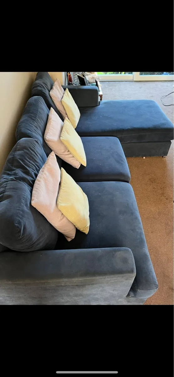 L shaped Sofa and storage foot stool - Image 2