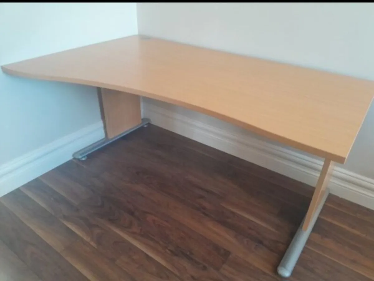 Office Desk And Chair - Image 4