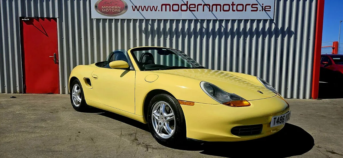 Porsche Boxster roadster 2.5 manual 204bhp low mls - Image 3
