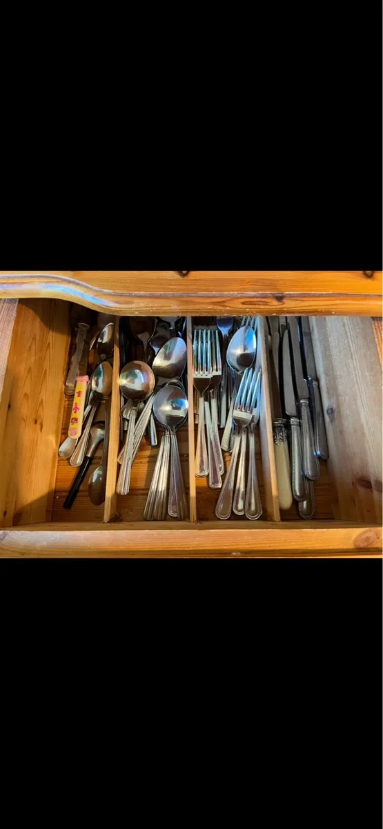 Kitchen Dresser - Image 4