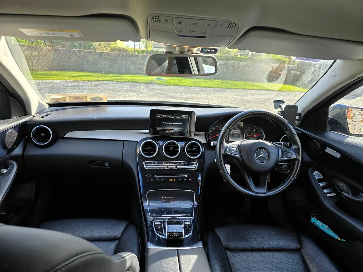 Mercedes-Benz C-Class 2017 - Image 4