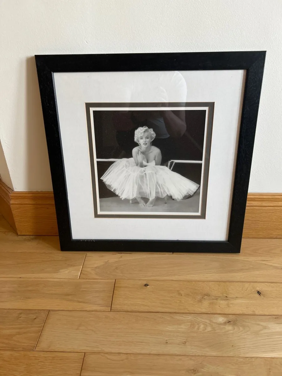 Framed Marilyn munroe picture