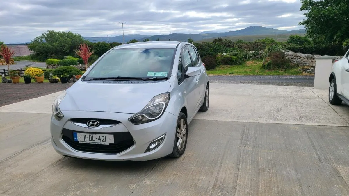Car - Image 2