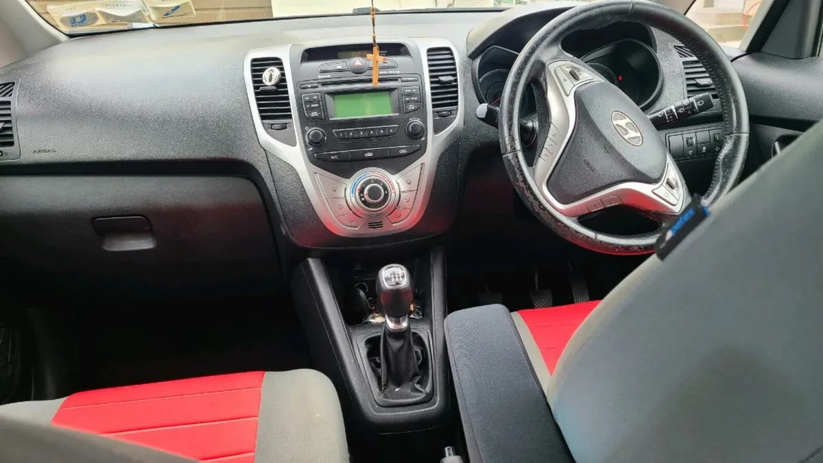 Car - Image 4