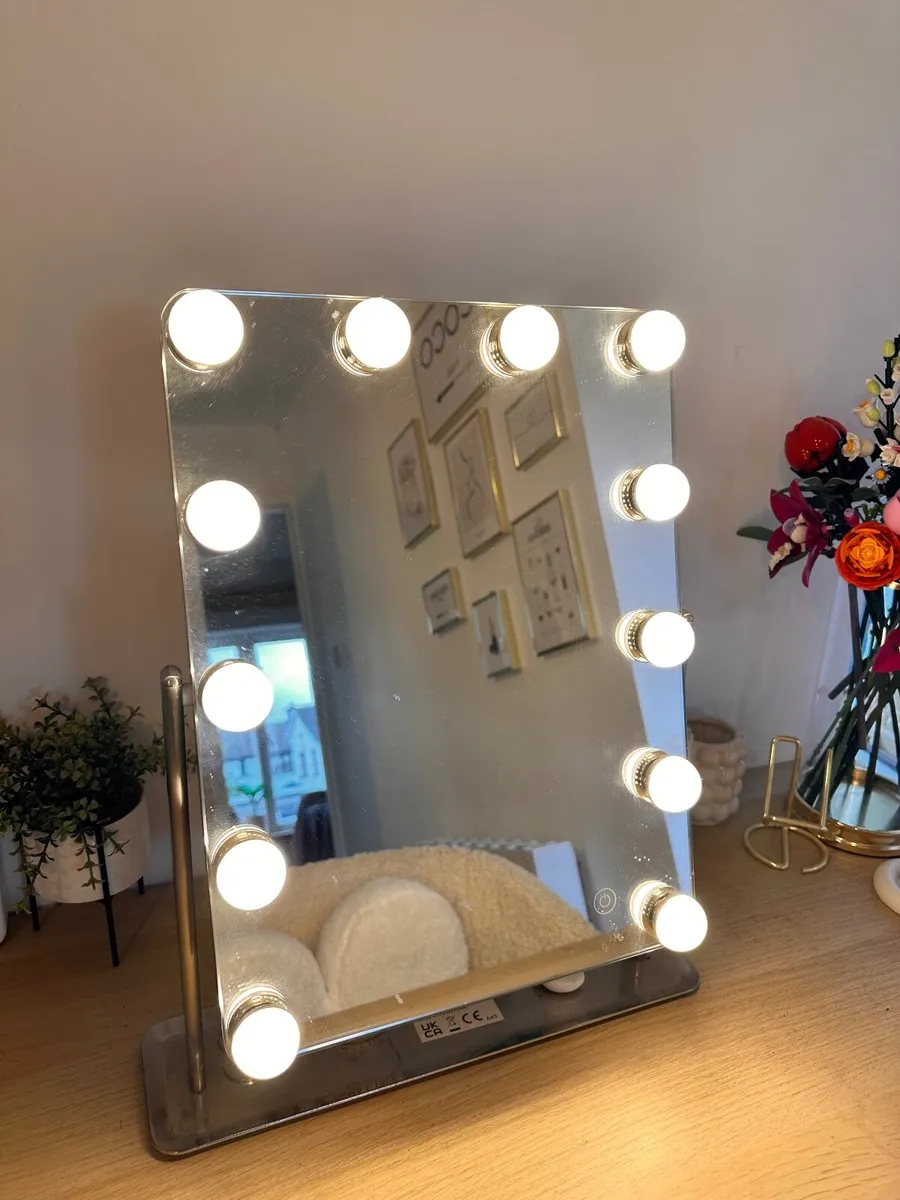Mirror - Image 1