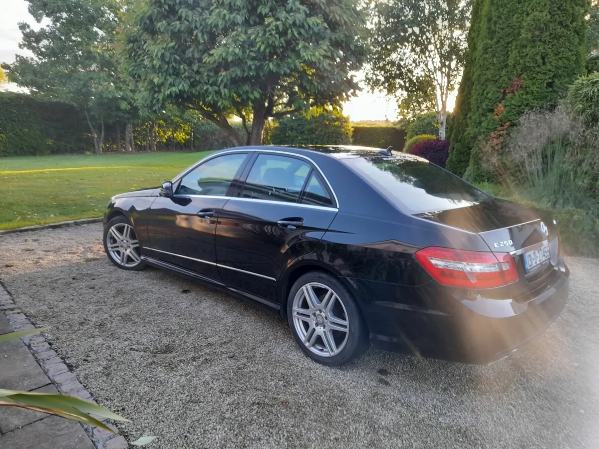 Mercedes-Benz E250 CDI SPORT AUTO 2013 - Image 4