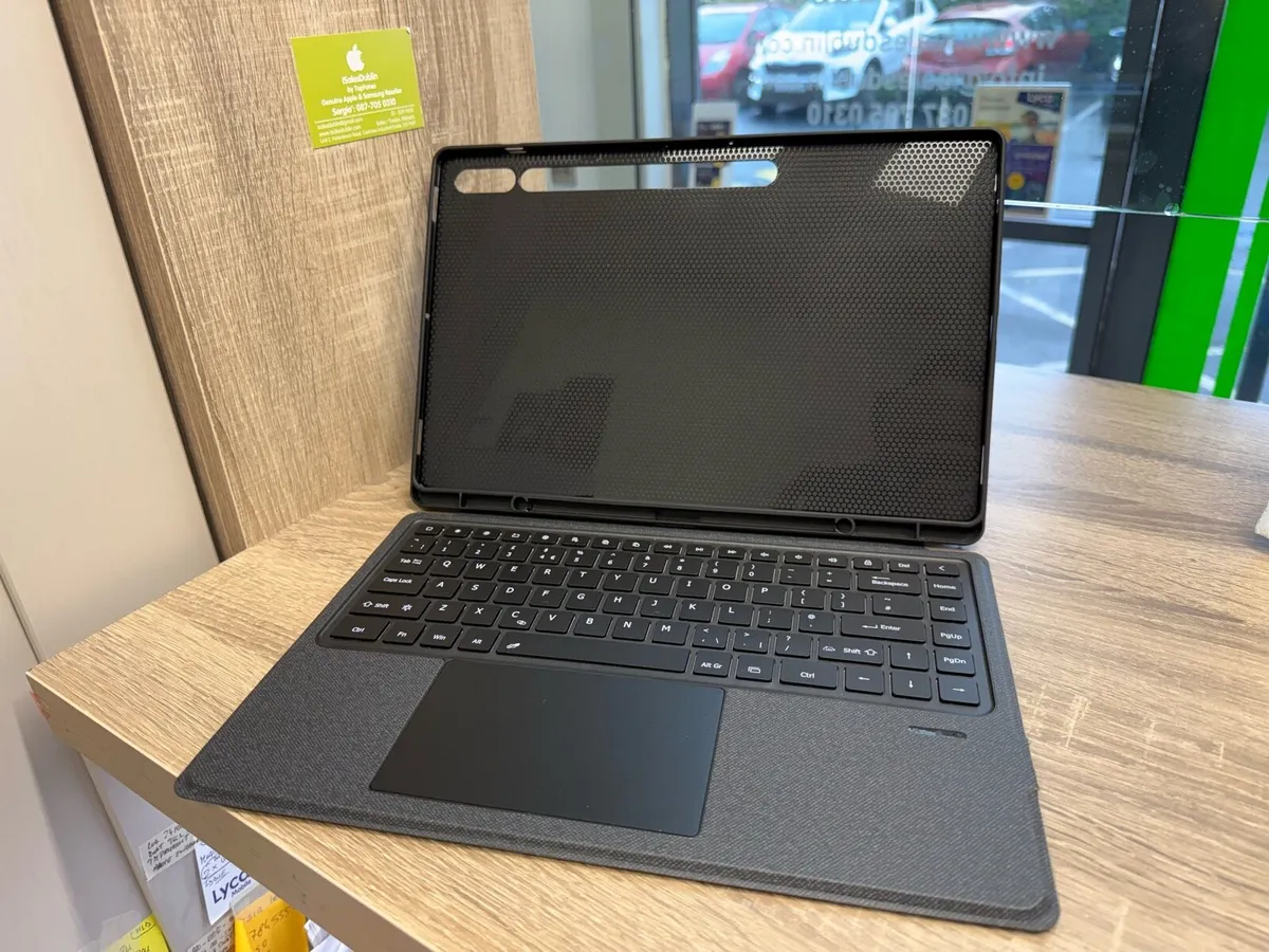Samsung Tab S10 ULTRA 5G Cellular! New!Full Bundle - Image 4