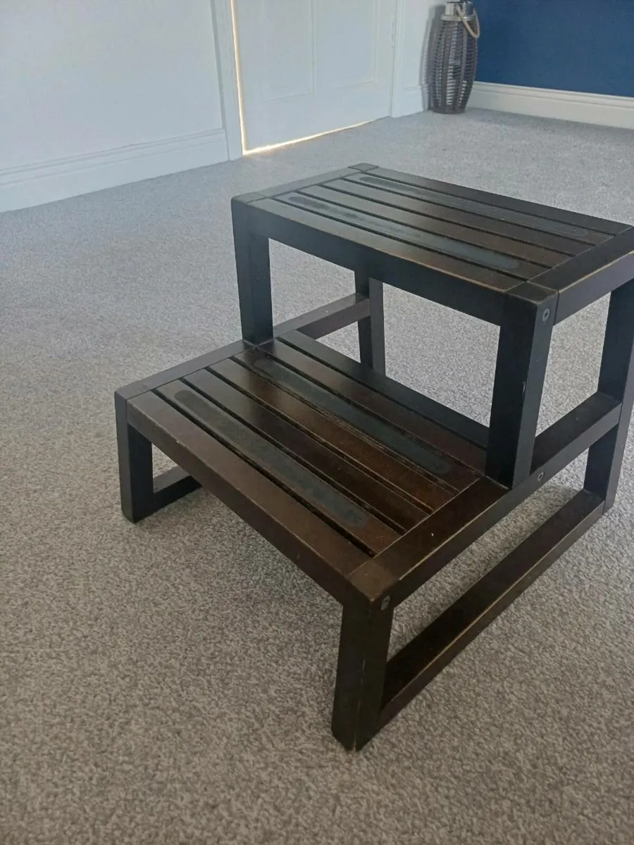 Ikea child's step - Image 1