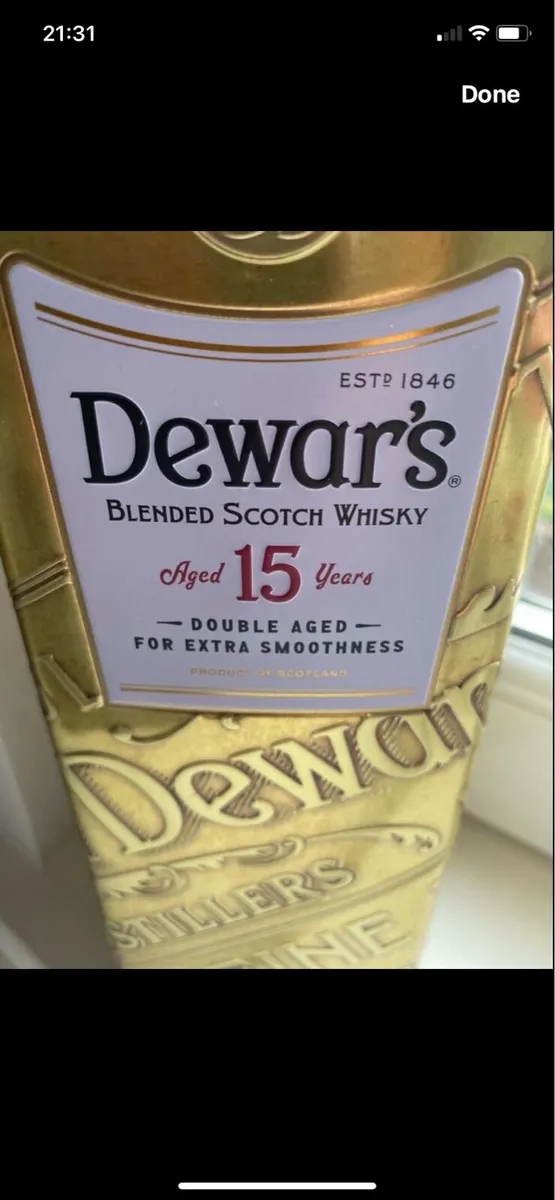 Dewar’s 15 Years Aged Metal Box - Image 1