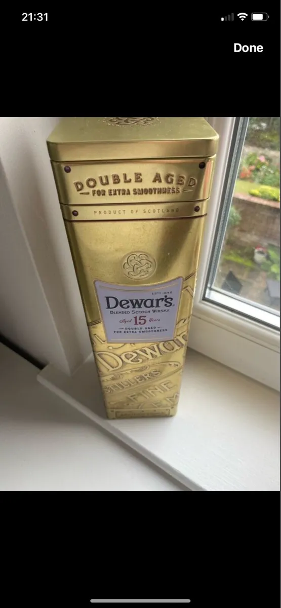Dewar’s 15 Years Aged Metal Box - Image 2