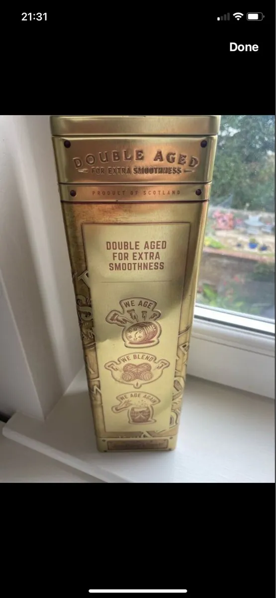 Dewar’s 15 Years Aged Metal Box - Image 4