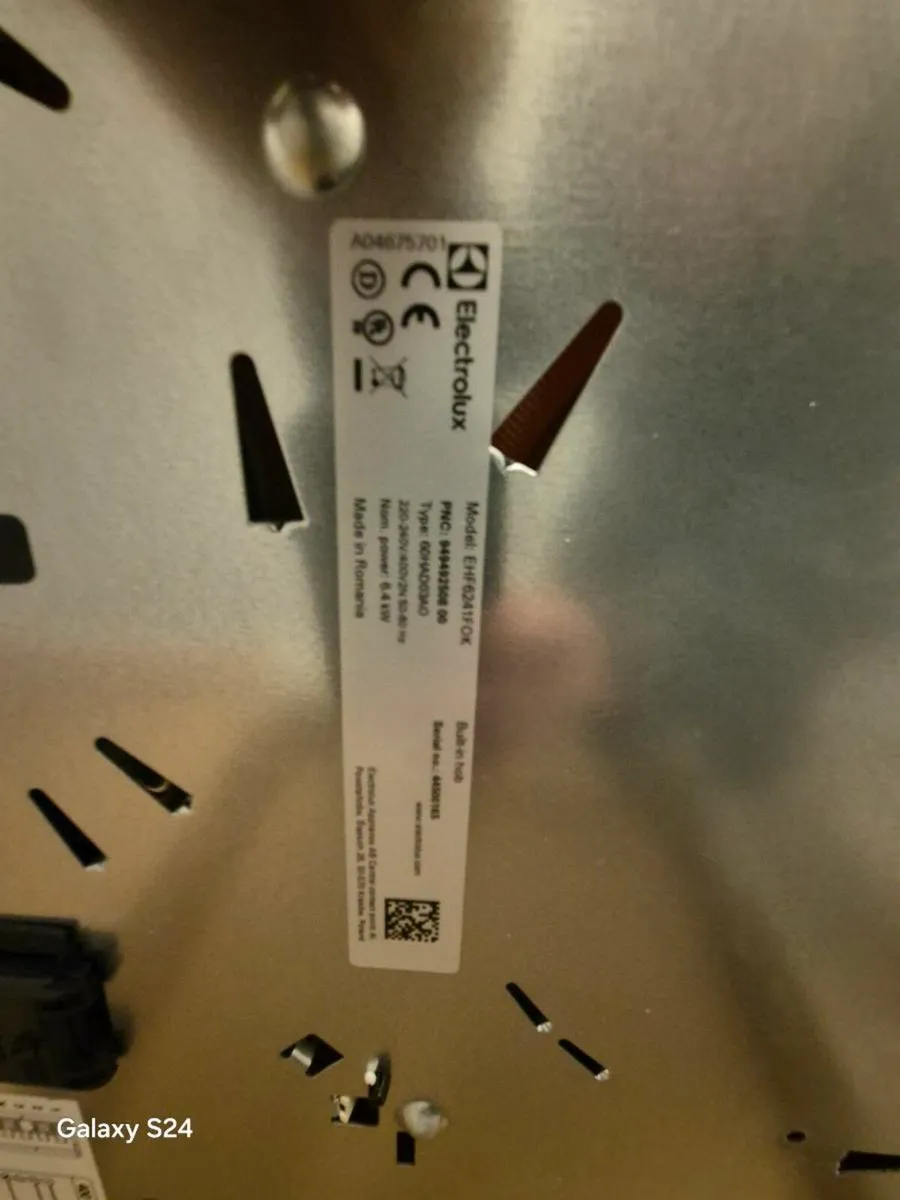 hob and oven - Image 3