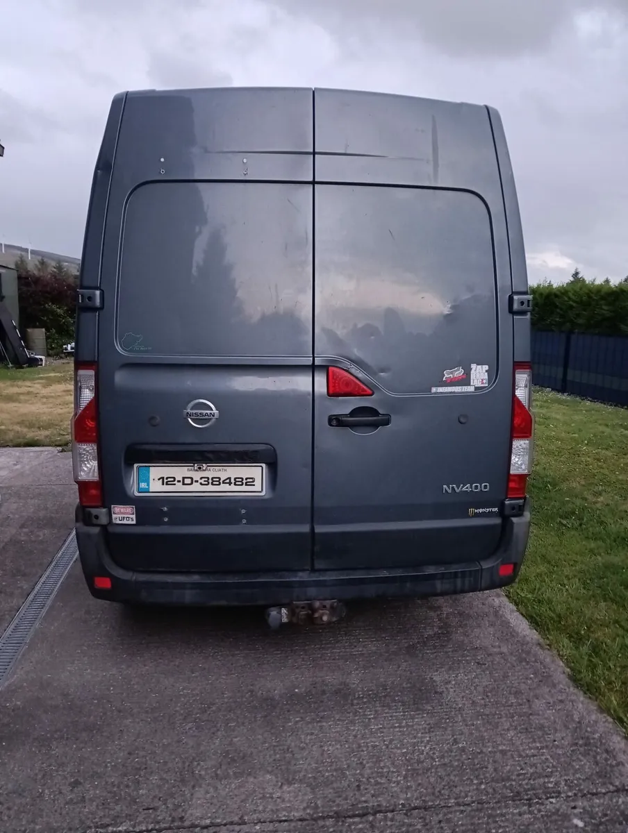 Nissan NV400 - Image 2