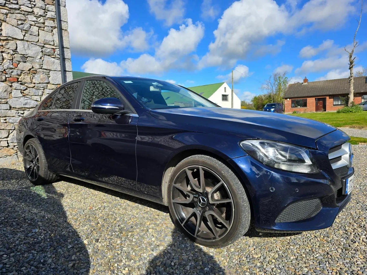 Mercedes-Benz C-Class 2017 - Image 2